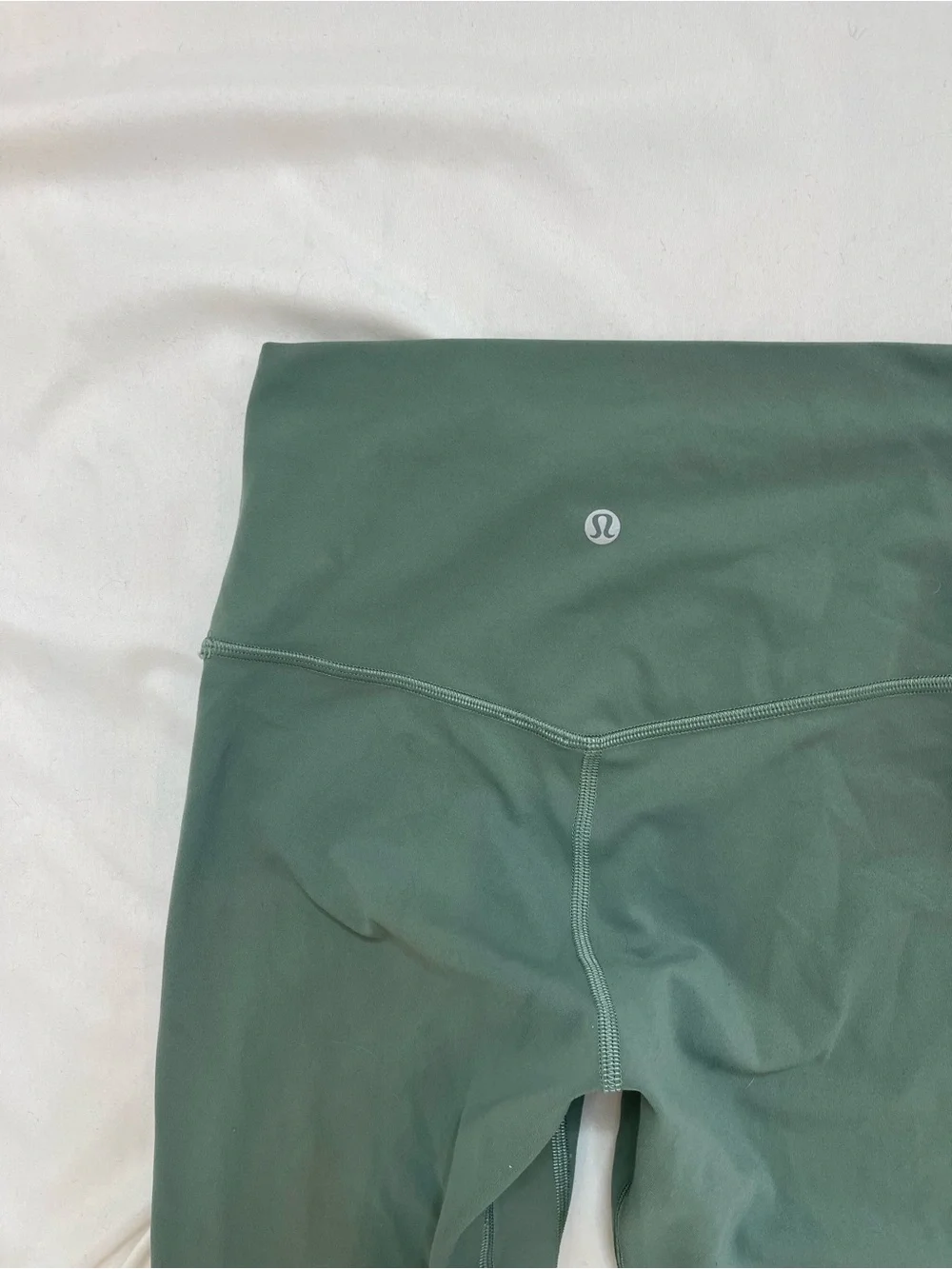 Lululemon Athletica Align High Rise 25” Green Leggings Pants Size 4